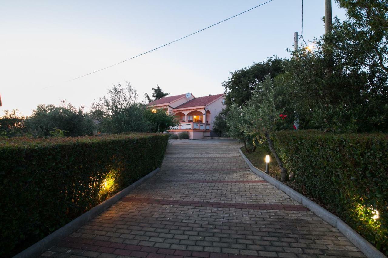 Holiday Home Antonio Dracevac Ninski Exterior photo